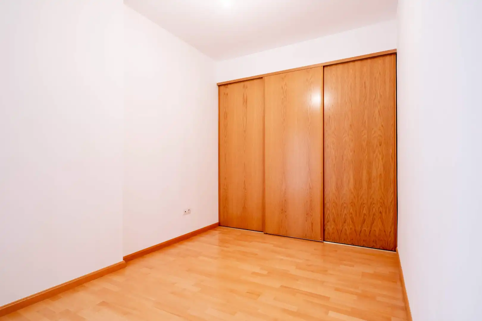 Dormitori de Pis en venda en Zaragoza amb Calefacció, Parquet i Traster