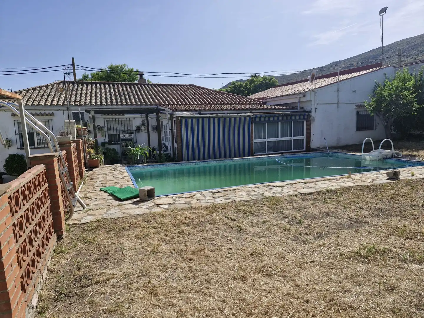 Piscina de Finca rústica en venta en La Línea de la Concepción con Jardín privado y Piscina