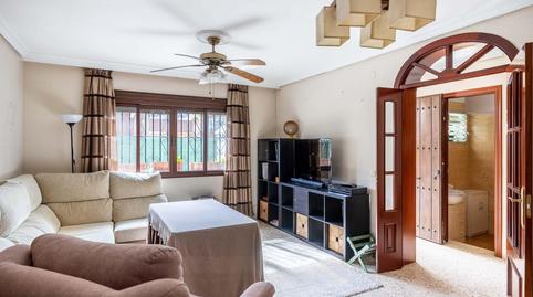 Foto 5 de Casa adosada en venta en Calle Calle San Remo, Avenida de Europa, Montequinto