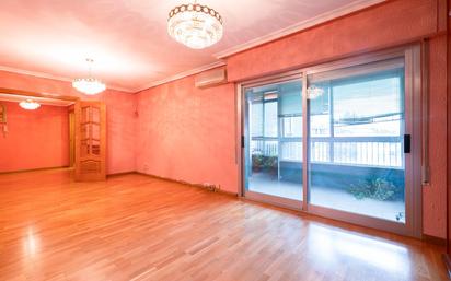 Living room of Flat for sale in  Huesca Capital  with Air Conditioner, Heating and Terrace