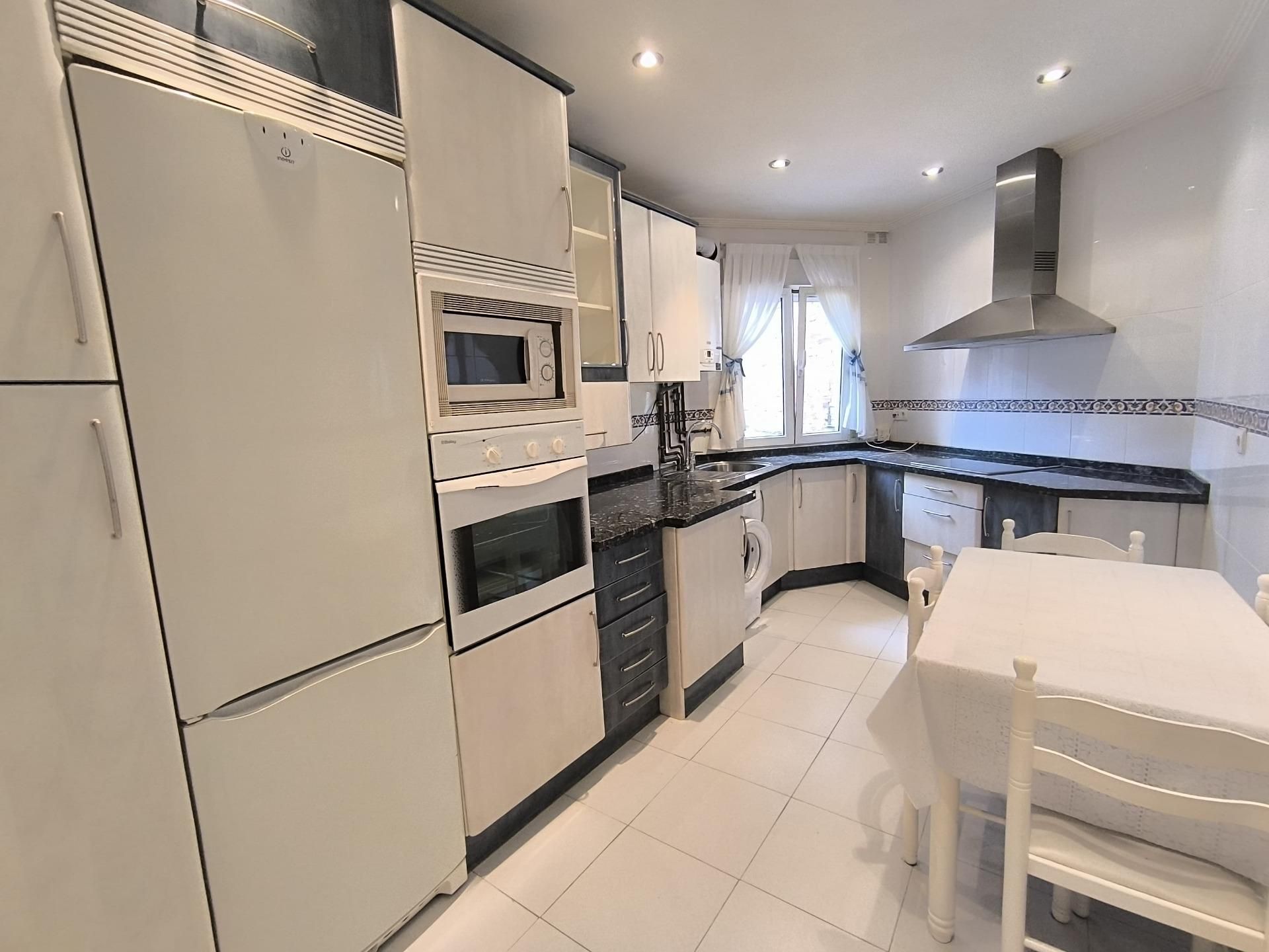 Kitchen of Apartment to rent in León Capital   with Heating, Terrace and Storage room