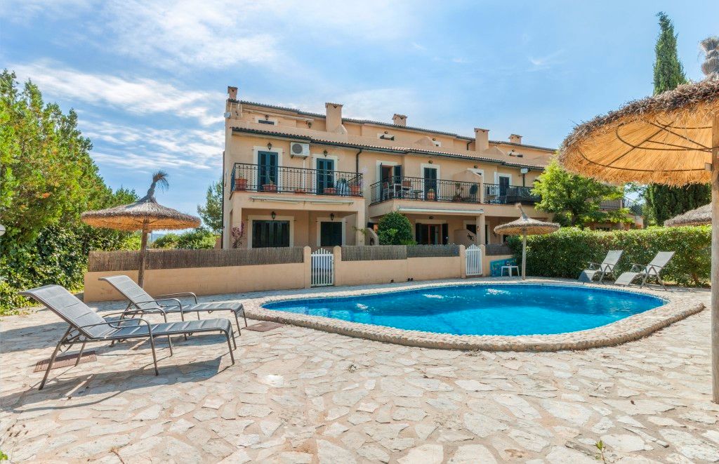 Garden of Country house for sale in Pollença  with Air Conditioner, Heating and Private garden