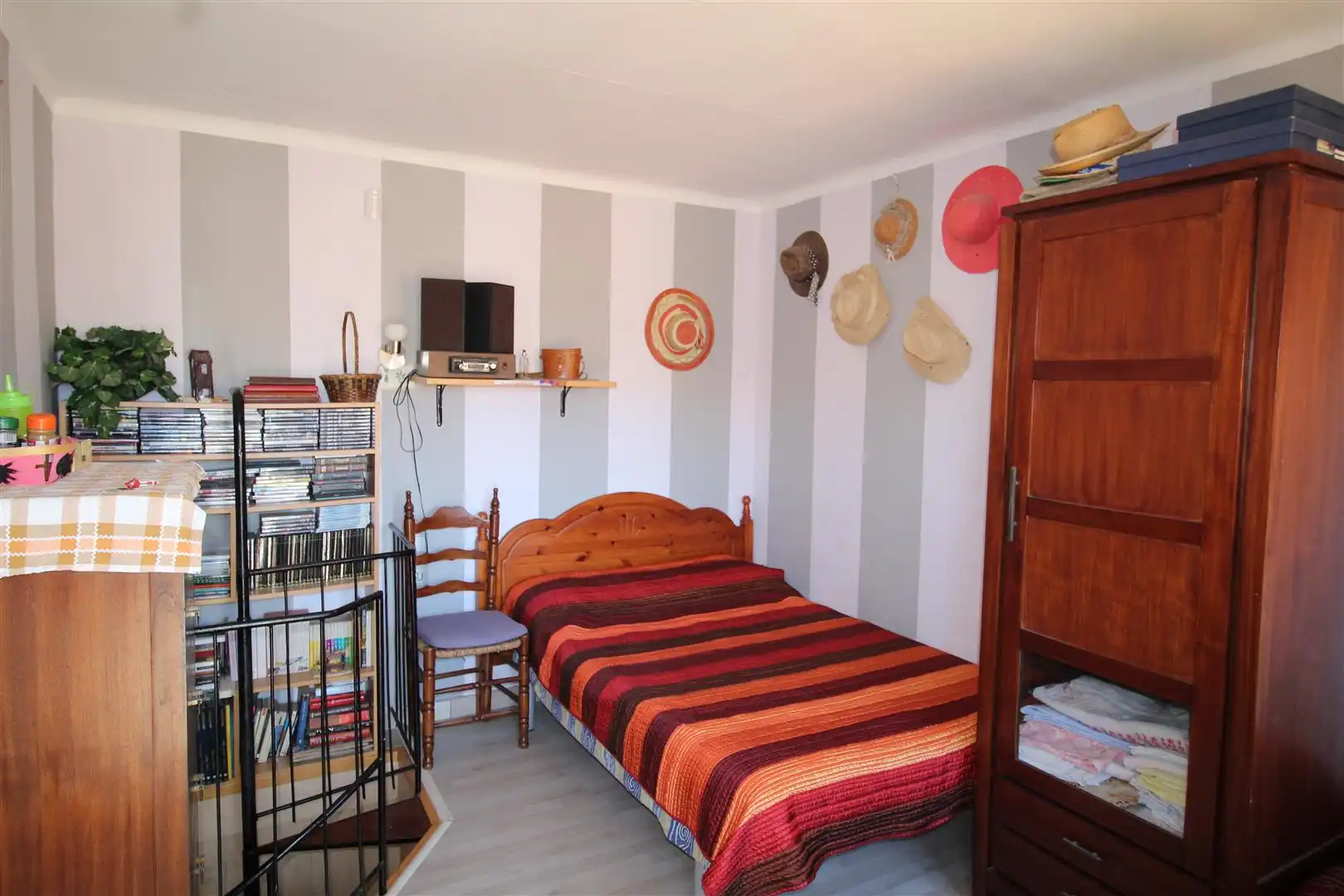 Habitación de Apartamento en venta en L'Estartit con Calefacción, Terraza y Piscina