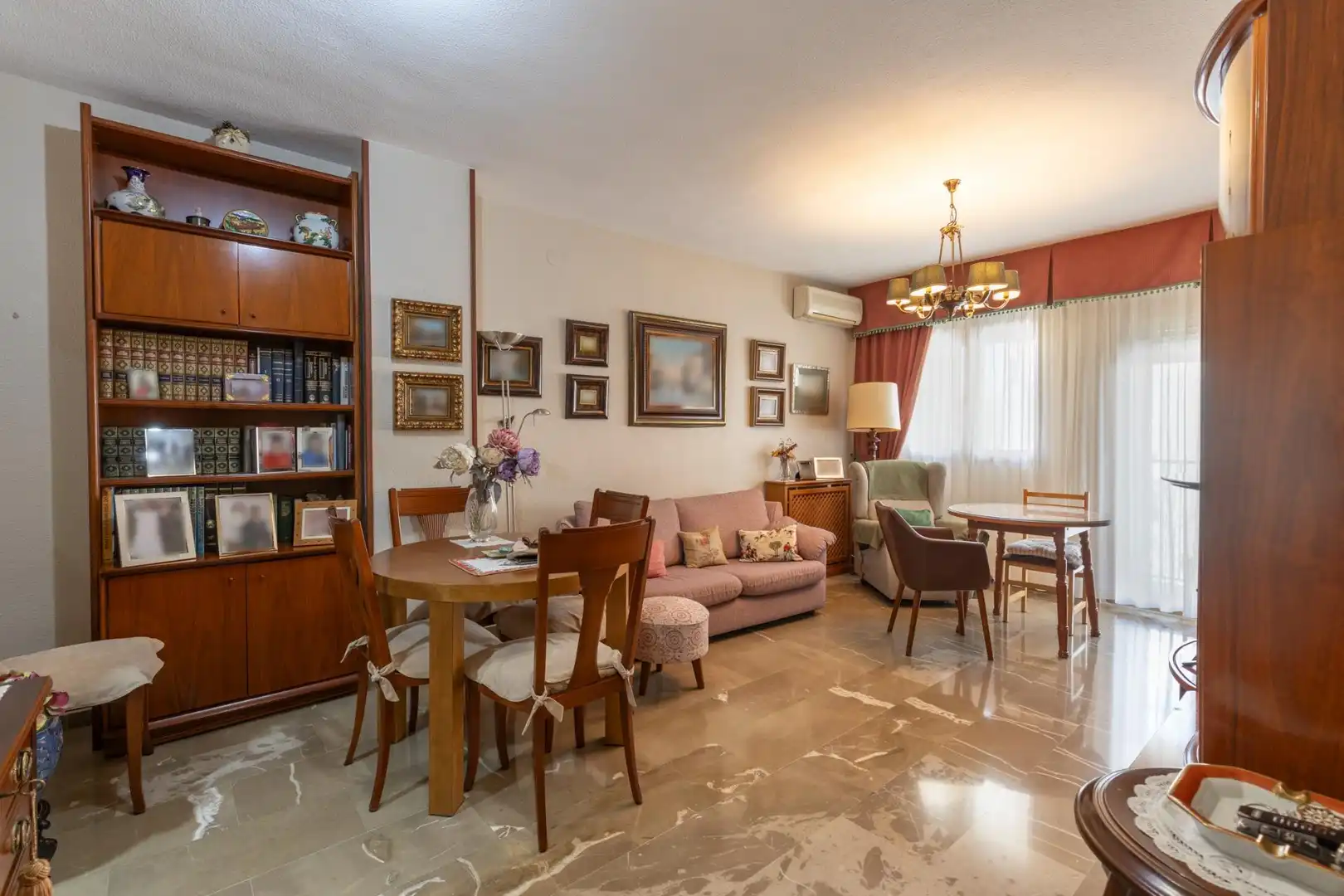 Wohnzimmer von Wohnung zum Verkauf in Albolote mit Klimaanlage, Heizung und Balkon