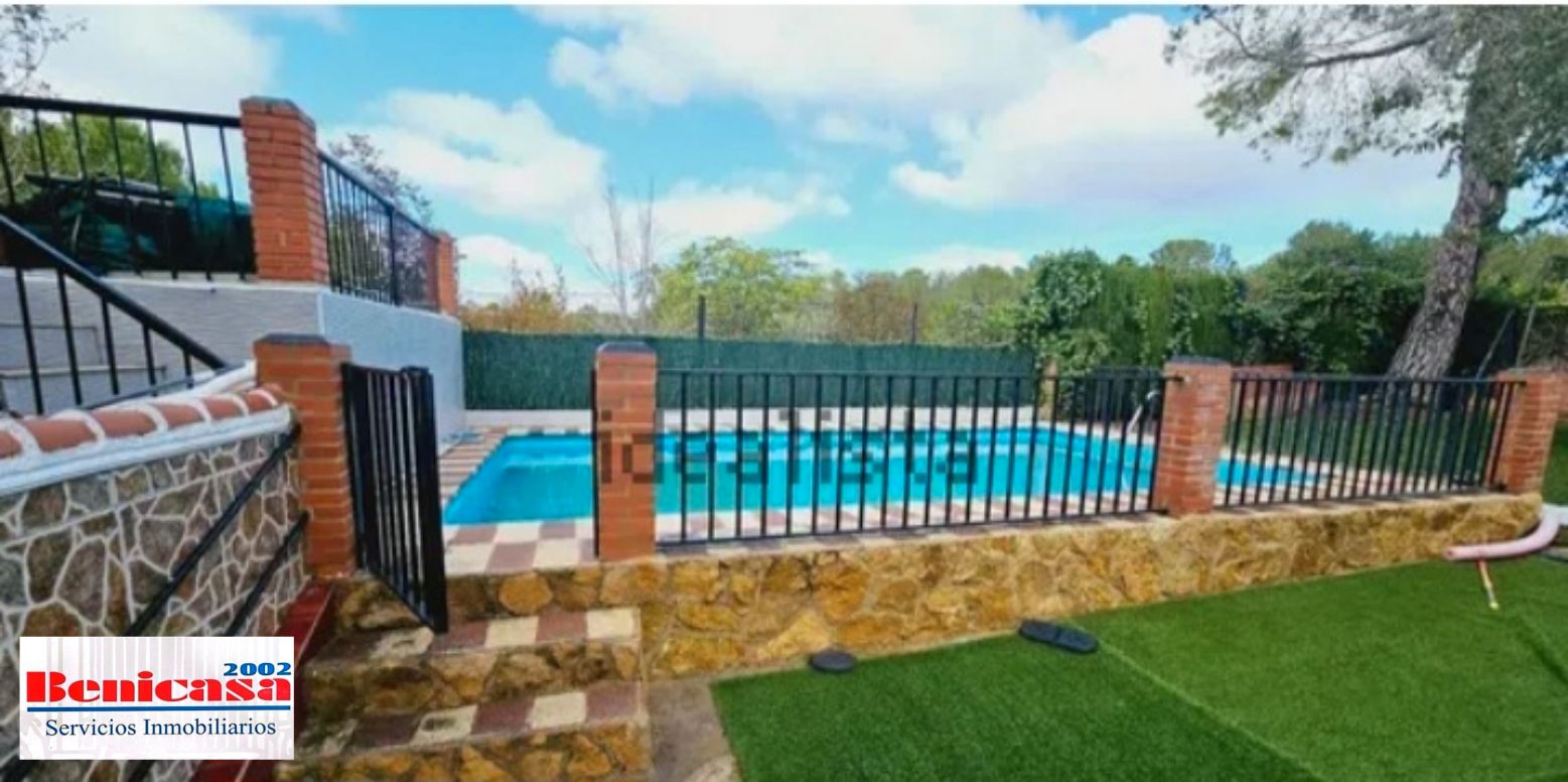 Piscina de Casa o chalet en venta en Torrent con Jardín privado, Terraza y Trastero