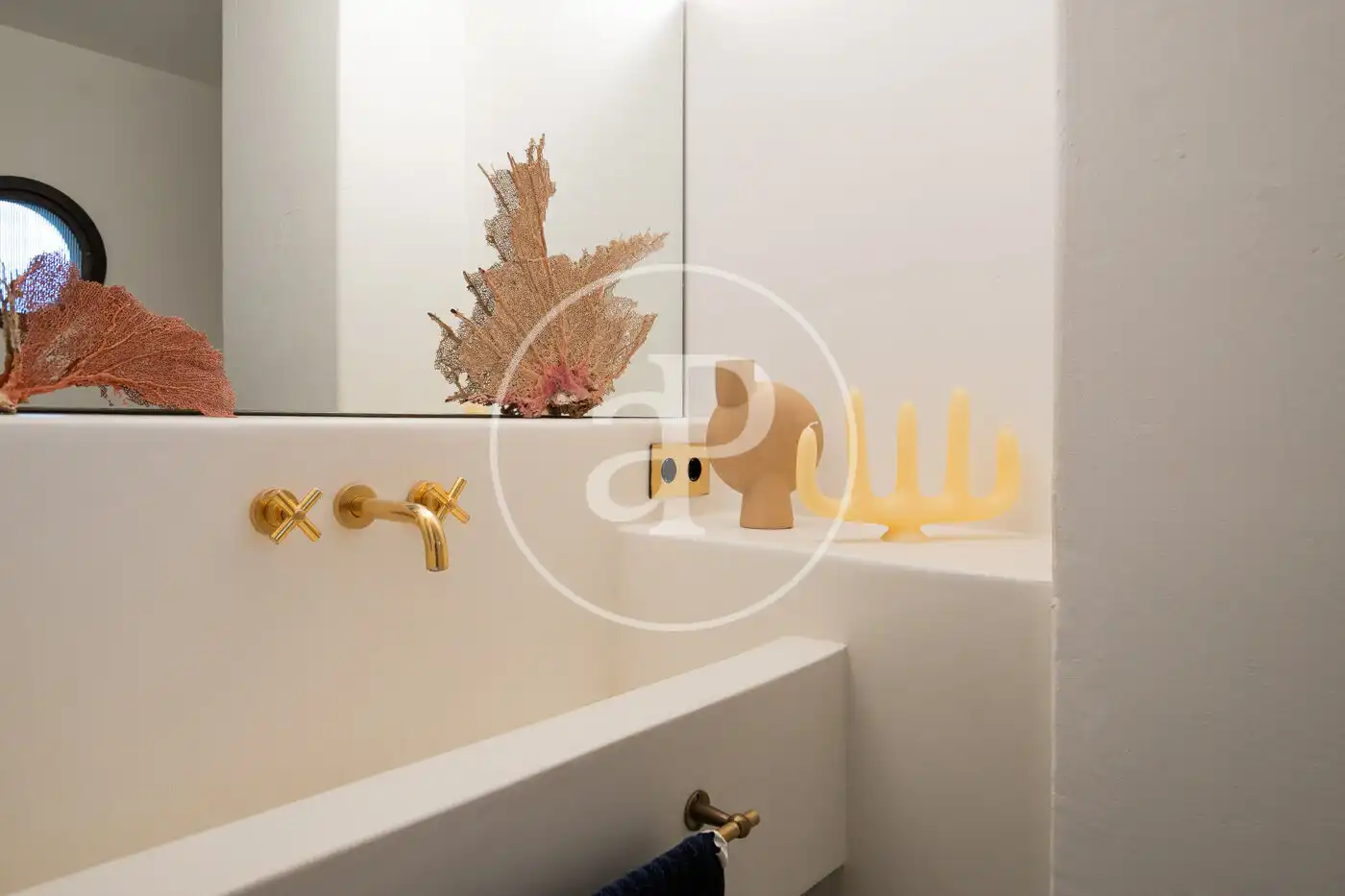 Baño de Piso en venta en Barcelona con Calefacción, Terraza y Amueblado