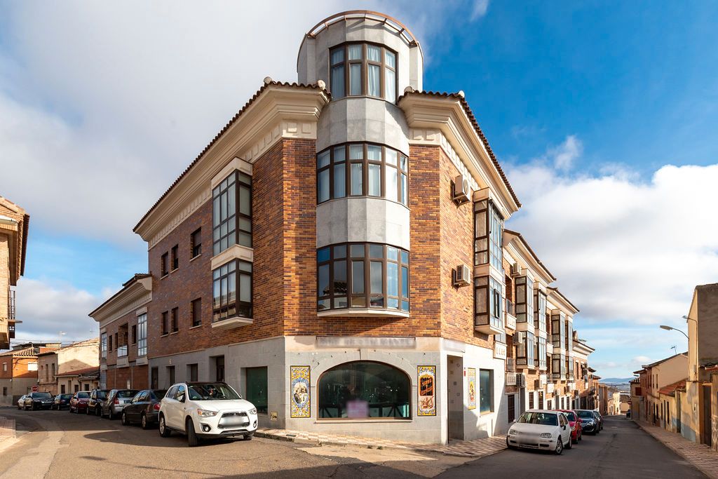 Exterior view of Premises for sale in Los Yébenes
