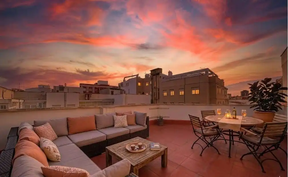 Terraza de Estudio de alquiler en Madrid con Aire acondicionado, Calefacción y Parquet