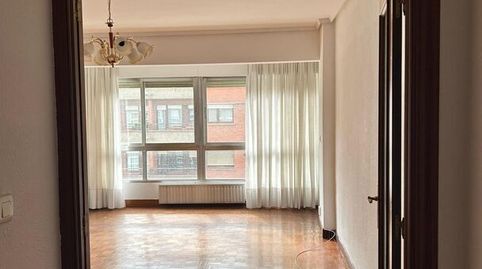 Foto 2 de Piso en venta en San Pedro de Deusto - La Ribera, Bilbao