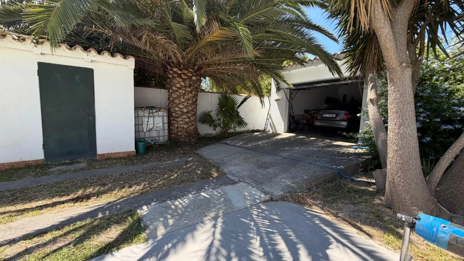 Aparcament de Casa o xalet en venda en Chiclana de la Frontera amb Aire condicionat, Calefacció i Jardí privat