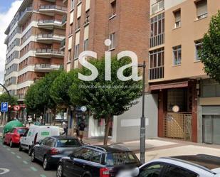 Vista exterior de Local de lloguer en Vitoria - Gasteiz amb Aire condicionat i Moblat