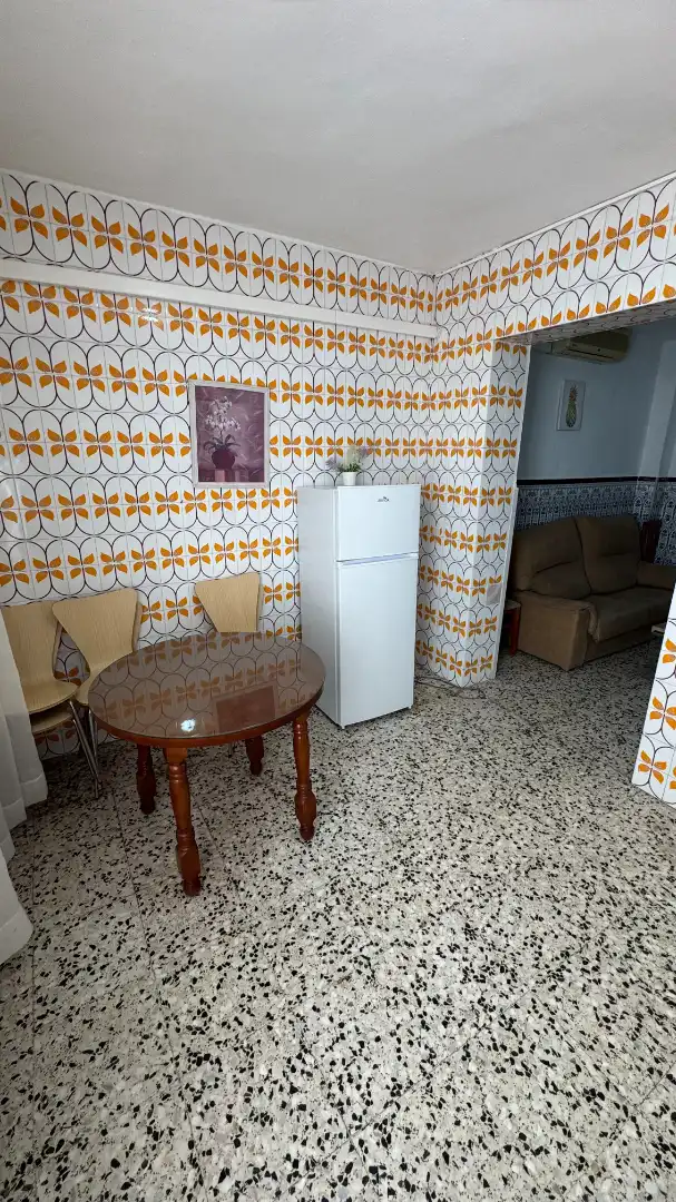 Cuina de Casa o xalet de lloguer en Brenes amb Aire condicionat, Traster i Moblat