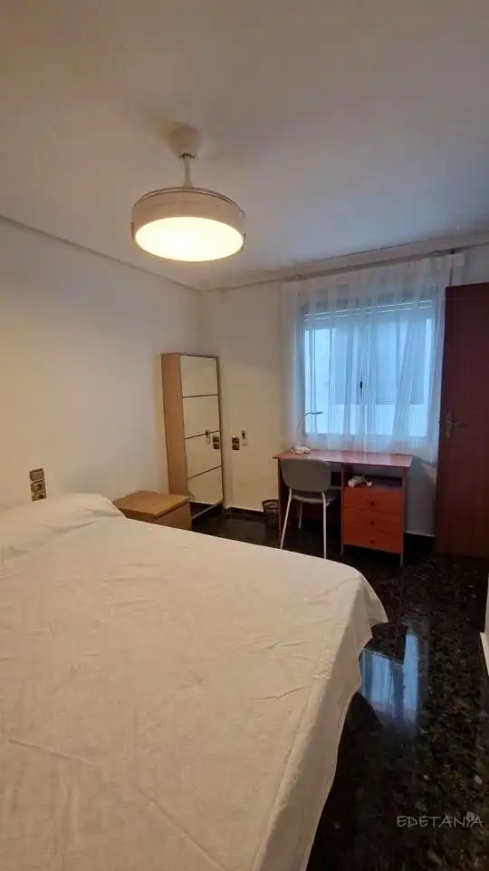 Bedroom of Flat for rent in Alfara del Patriarca  with Furnished