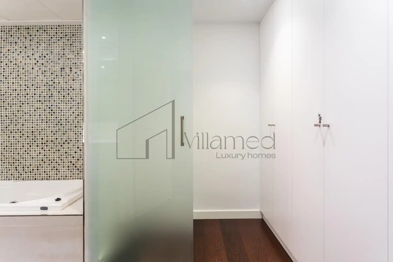 Baño de Casa o chalet en venta en L'Eliana con Aire acondicionado, Jardín privado y Terraza