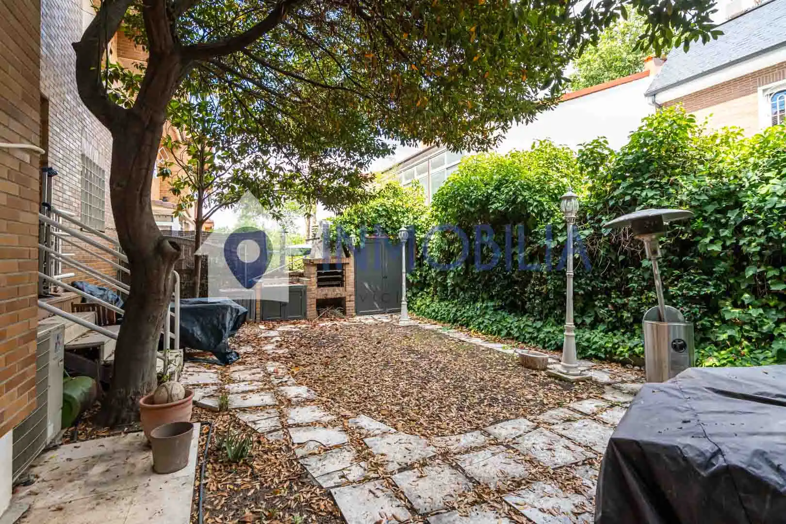 Terraza de Casa adosada en venta en Madrid con Aire acondicionado, Calefacción y Jardín privado