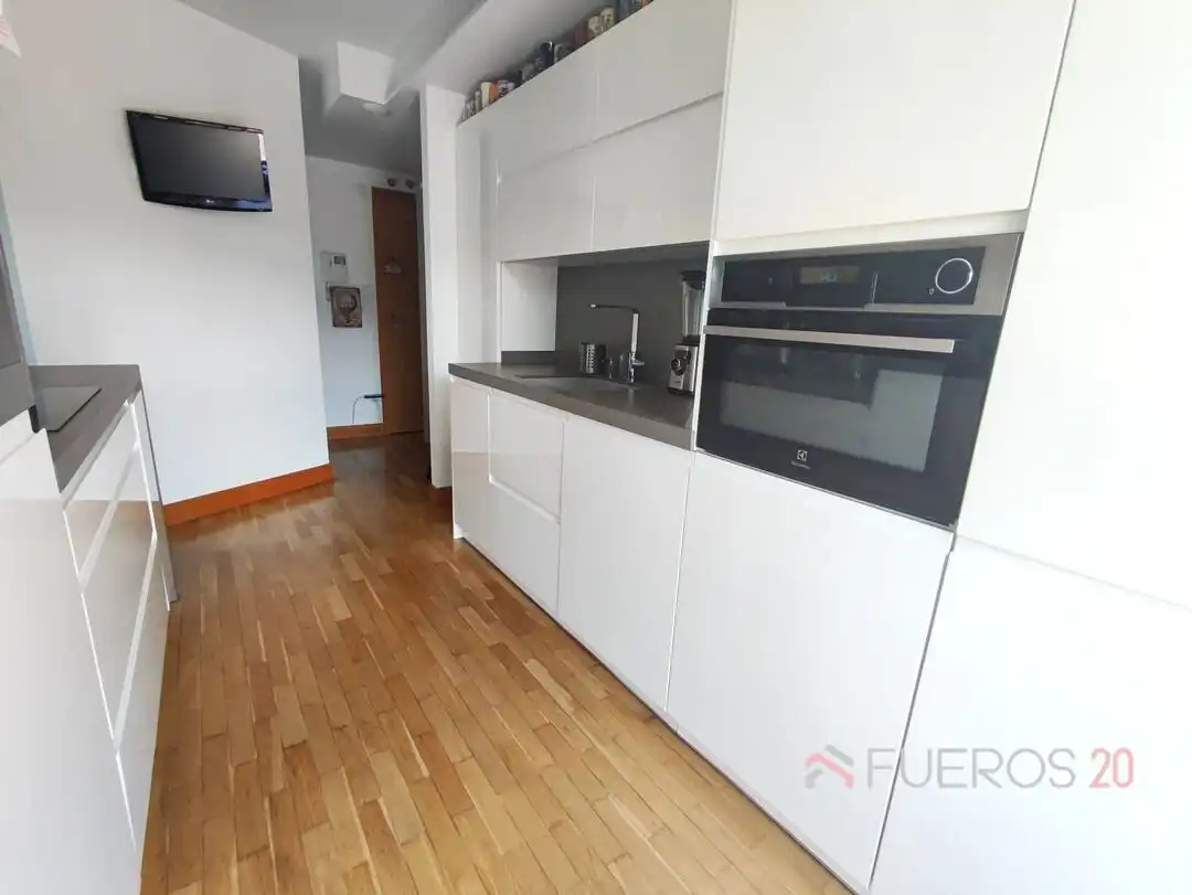 Küche von Dachboden zum Verkauf in Barakaldo  mit Heizung, Terrasse und Abstellraum