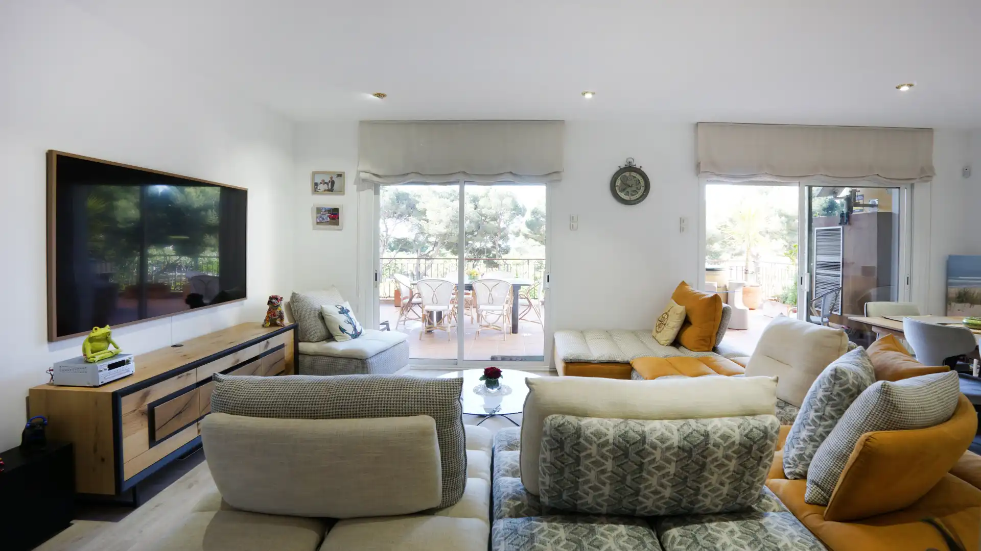 Sala de estar de Piso en venta en Sant Feliu de Guíxols con Aire acondicionado, Calefacción y Parquet