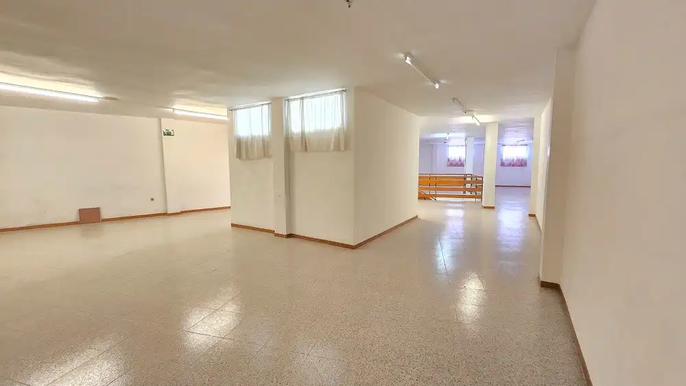 Buildings for sale in Aliseda  with Alarm