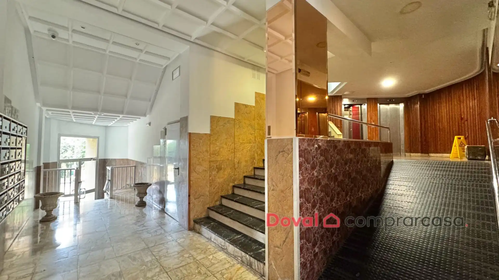 Wohnung mit Terrasse zum Verkauf in Calle Calle Portela, imagen 4