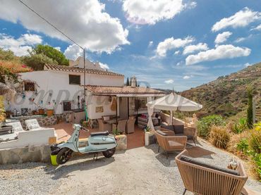 Casa pareada con jardín en venta en Diseminado Diseminados