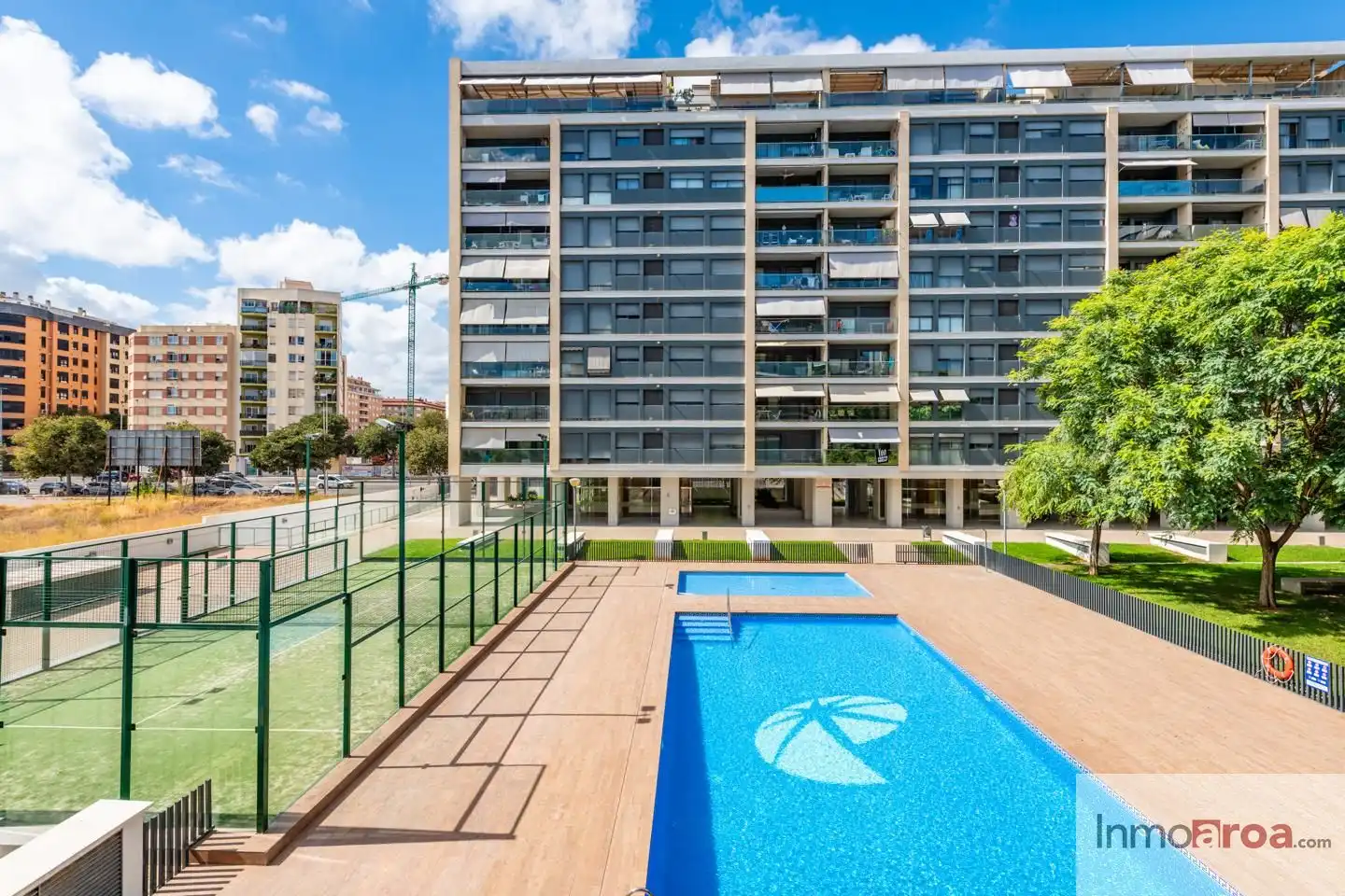 Pis amb piscina en venda a calle Riu Volga