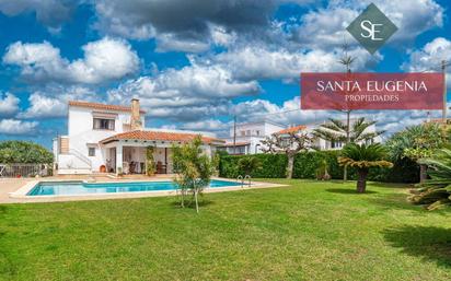 Vista exterior de Casa o xalet en venda en Es Castell amb Aire condicionat, Terrassa i Piscina