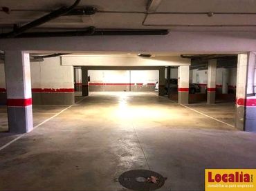 Aparcamiento en venta en Barrio Parayo