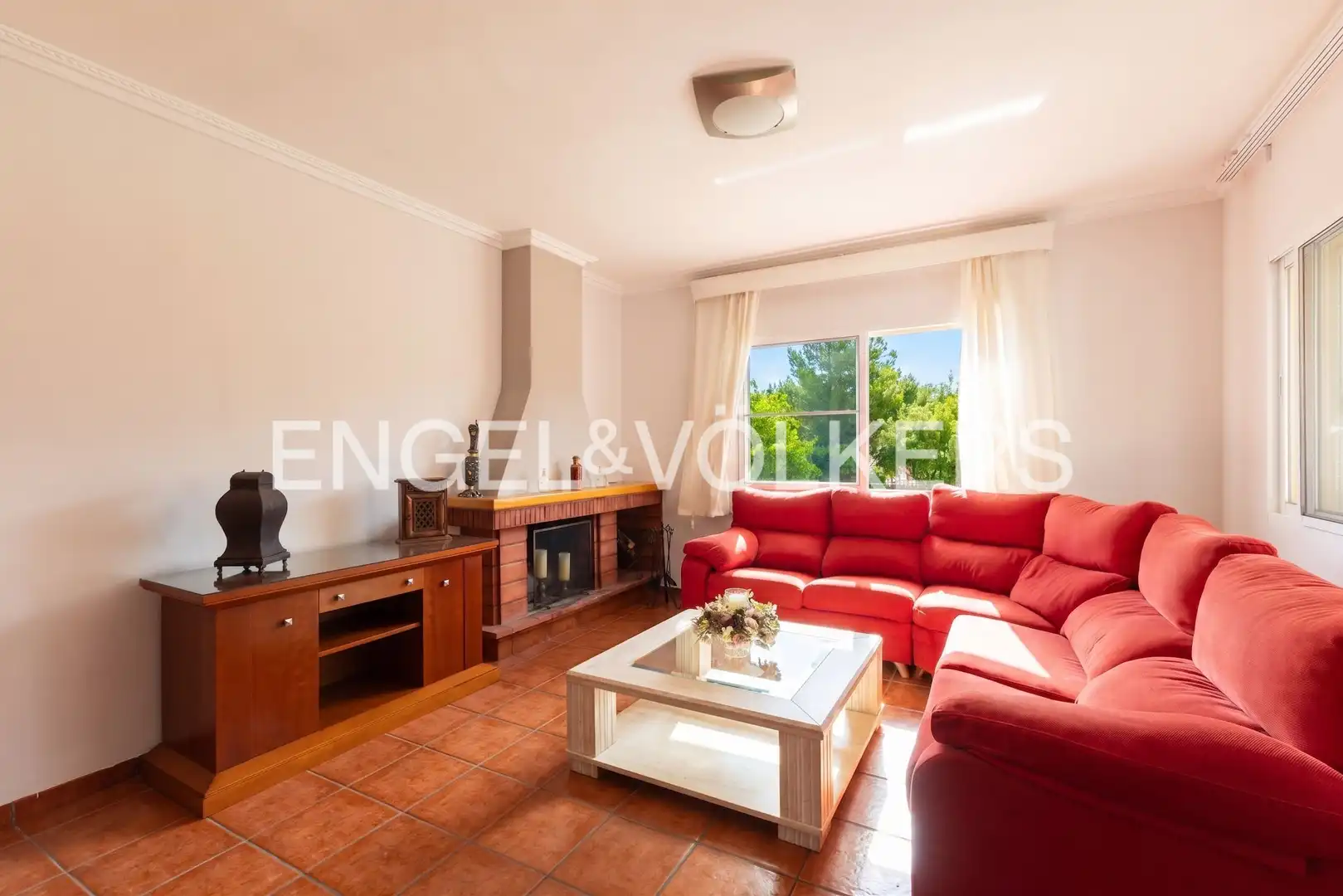Sala d'estar de Casa o xalet en venda en Oropesa del Mar / Orpesa amb Calefacció, Jardí privat i Terrassa