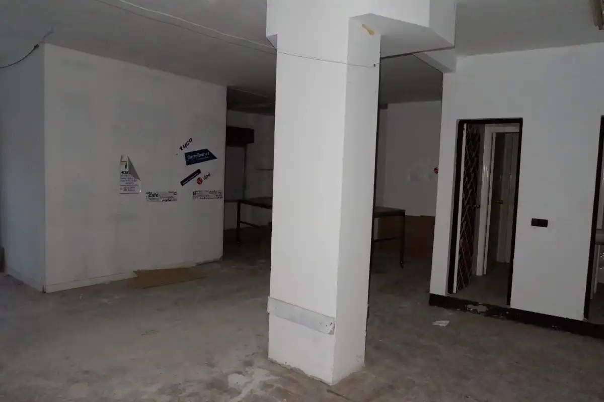 Geschaftsraum zur Miete in La Vega - La Sal