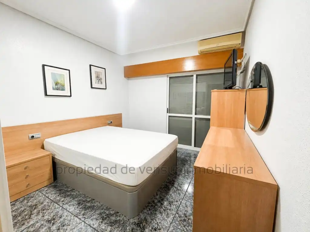 Piso con balcón en venta en Casco Antiguo, imagen 5