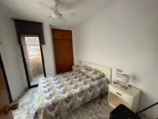 Schlafzimmer von Wohnungen zur Miete in Murcia mit Klimaanlage, Heizung und Terrasse