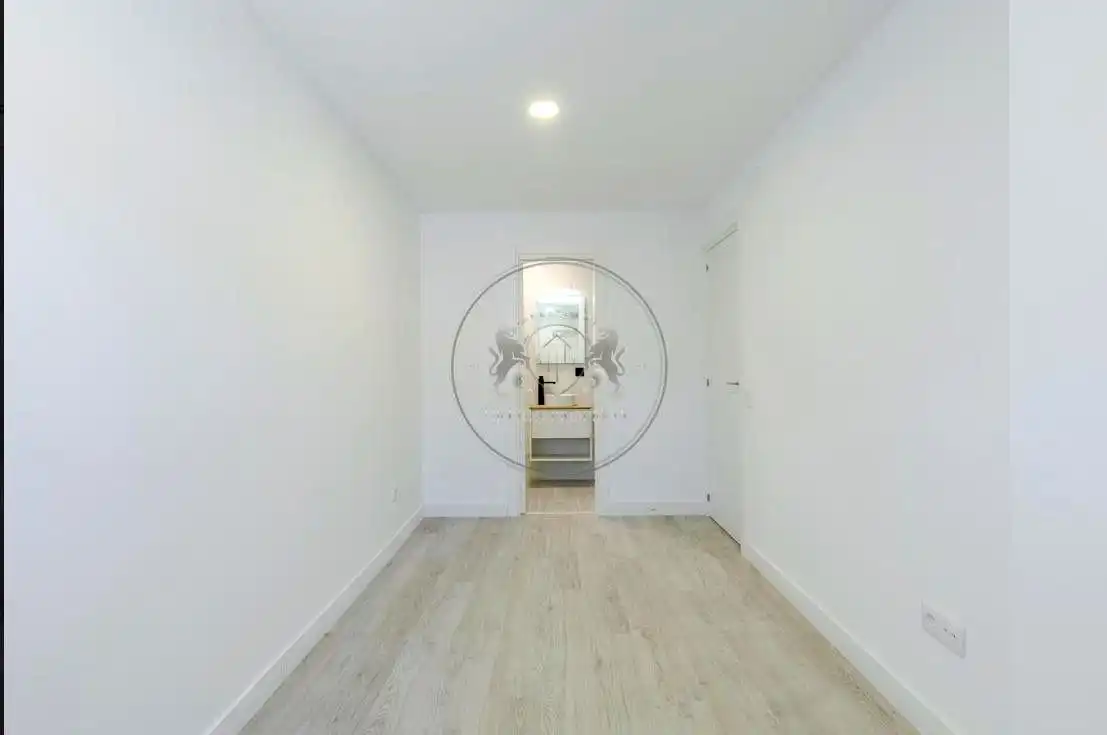 Flat for sale in Valdemoro  with Air Conditioner and Heating