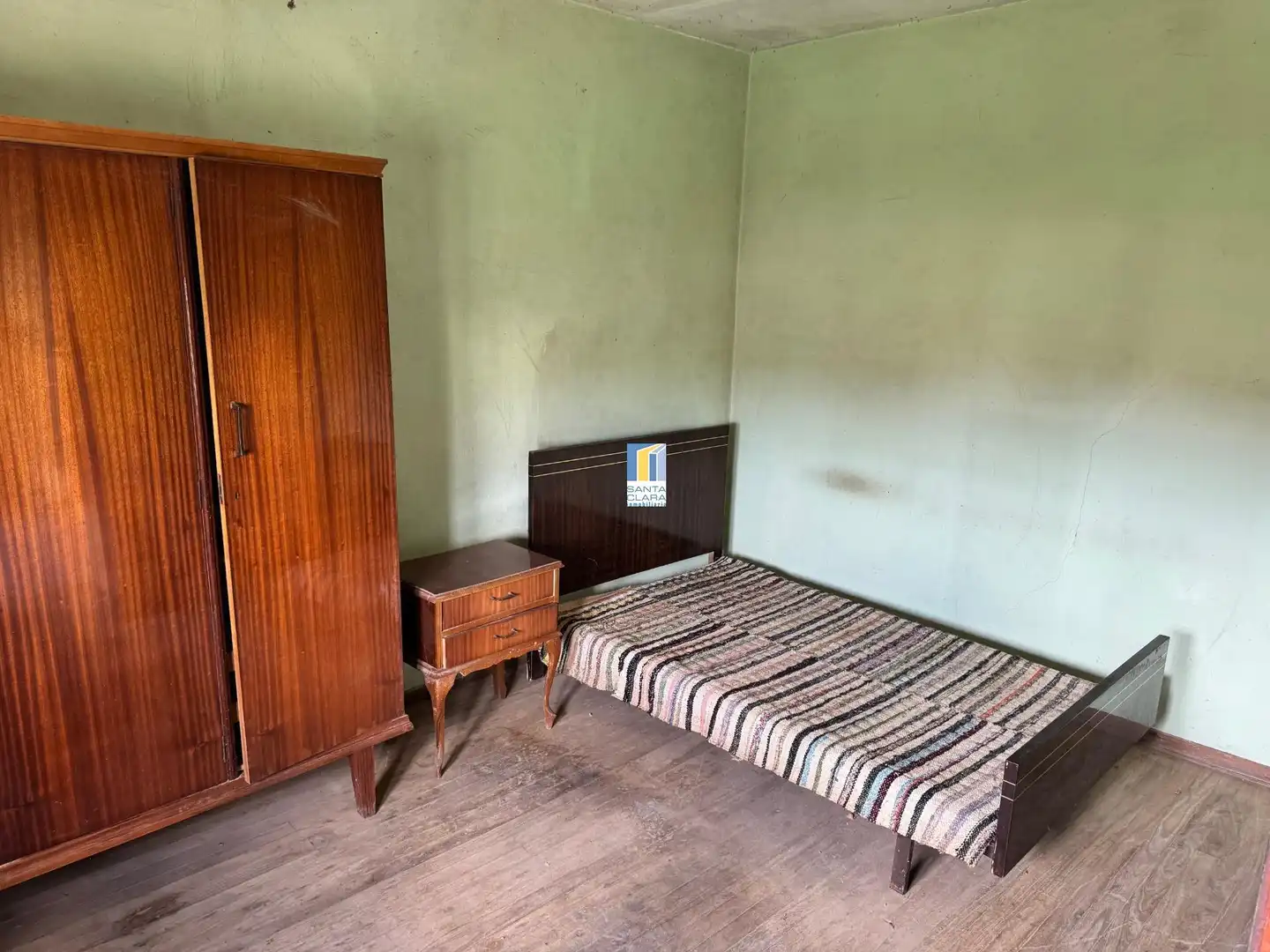 Dormitori de Casa o xalet en venda en Muga de Sayago amb Jardí privat