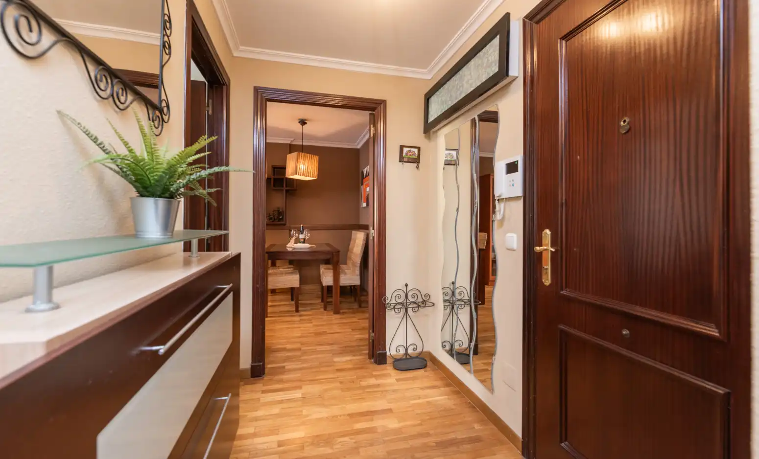 Piso en venta en Oviedo  con Calefacción, Parquet y Trastero