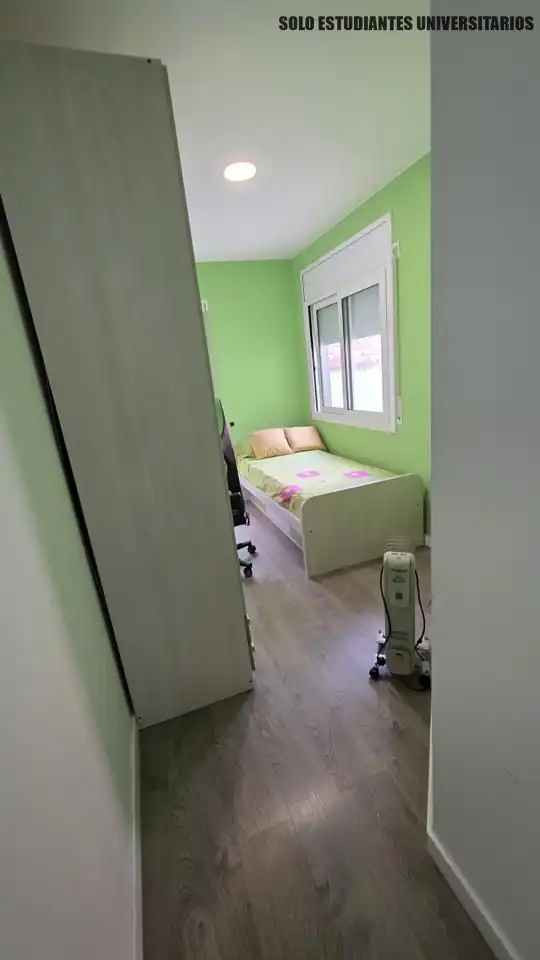 Habitación de Planta baja para compartir en Terrassa con Aire acondicionado, Calefacción y Terraza