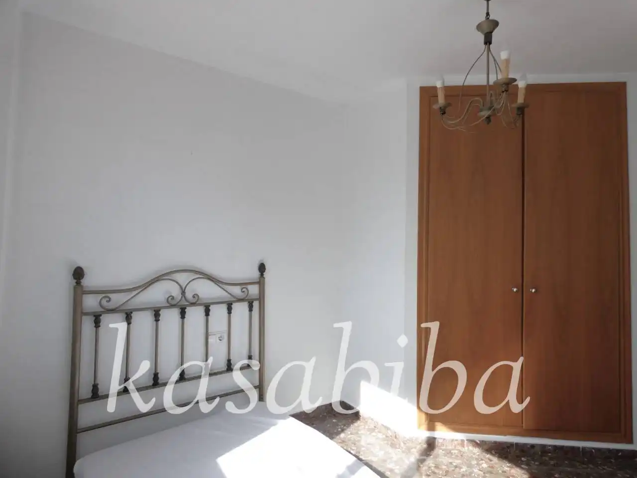 Piso en venta en Calle Ramón Muntaner, Avenida de la Paz