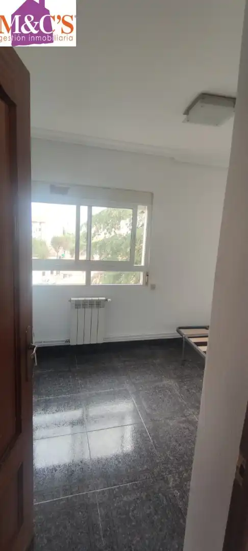 Habitación de Piso en venta en Puertollano con Aire acondicionado, Calefacción y Amueblado