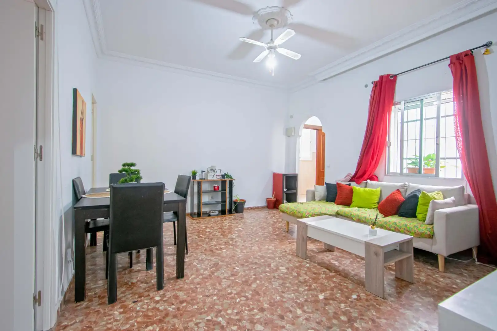 Living room of Flat for sale in Sevilla