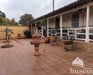 Terrace of House or chalet for sale in Linares  with Air Conditioner, Private garden and Storage room