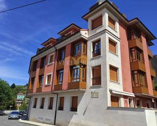 Vista exterior de Pis en venda en Ribadesella amb Terrassa