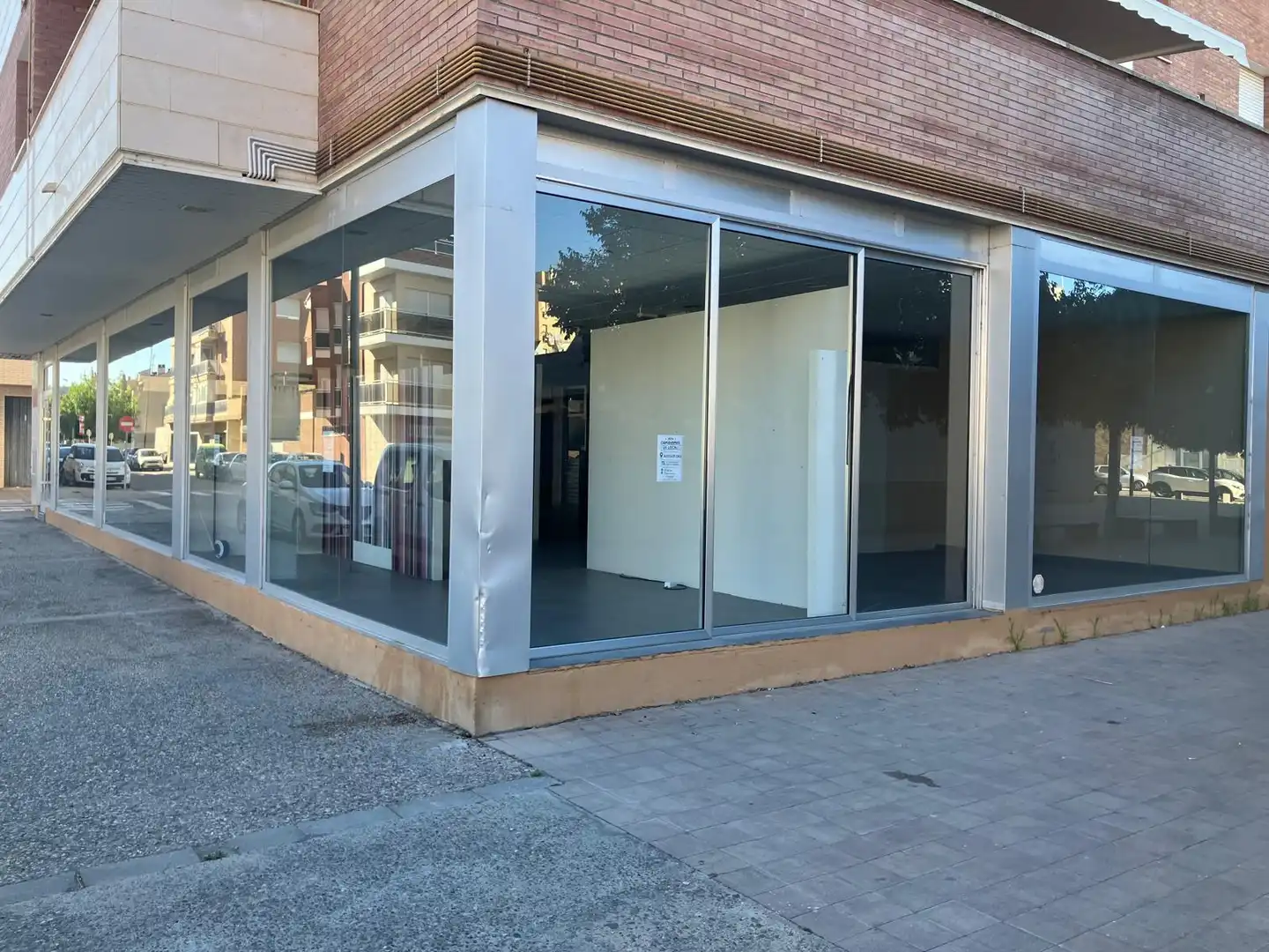 Business premises to rent in Calle Masarrabal 5