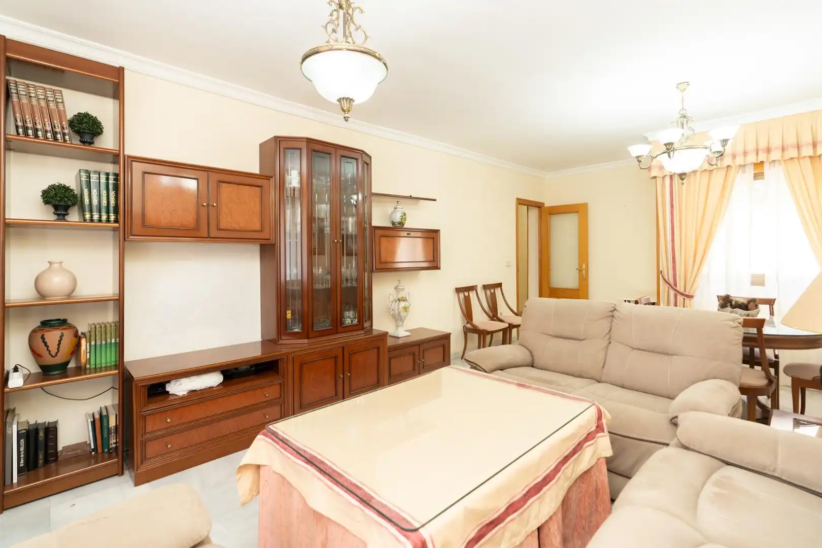 Sala d'estar de Pis en venda en Motril amb Aire condicionat i Balcó