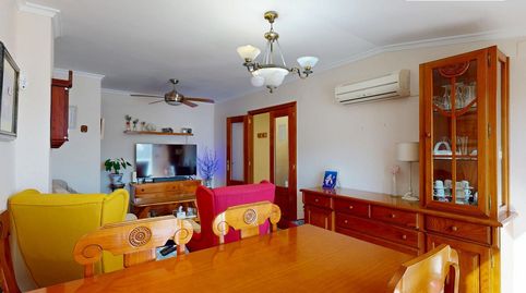 Foto 4 de Piso en venta en Calle Salinas, La Morenica, Villena