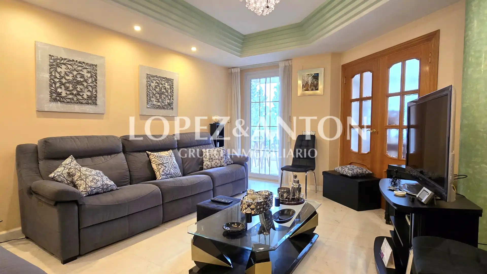 Sala de estar de Casa o chalet en venta en Benaguasil con Aire acondicionado, Jardín privado y Parquet