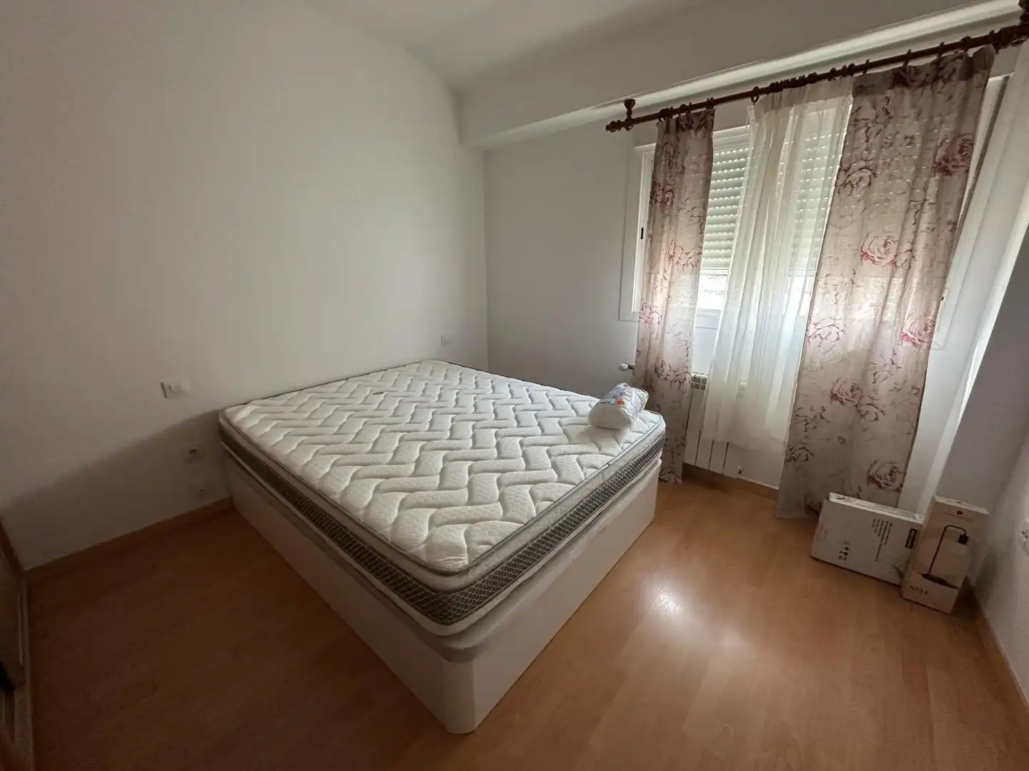 Habitación de Apartamento en venta en Badajoz con Terraza y Amueblado