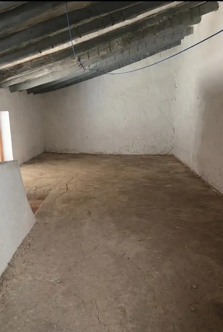 Casa adosada en venda en Teresa de Cofrentes amb Calefacció