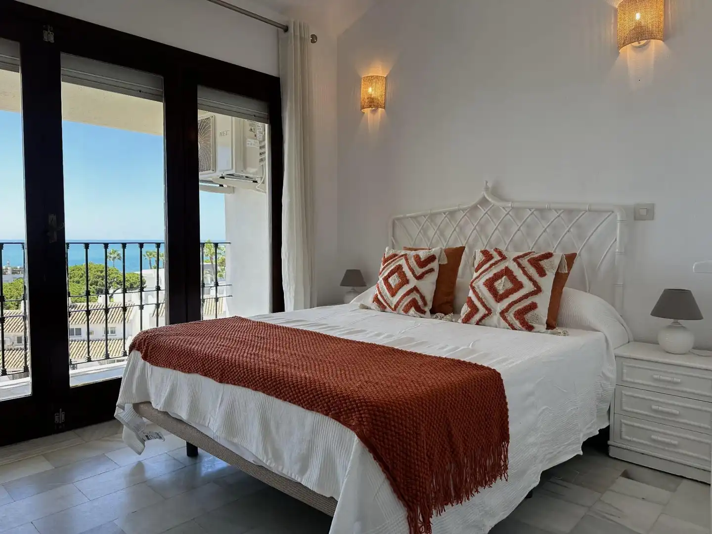 Habitación de Ático en venta en Mijas con Aire acondicionado, Calefacción y Jardín privado
