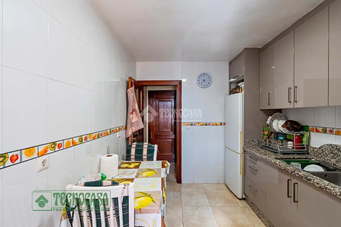 Cocina de Piso en venta en El Ejido con Aire acondicionado, Terraza y Amueblado