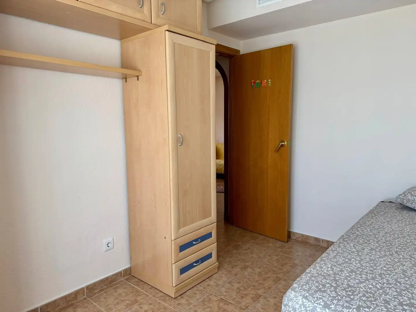 Bedroom of Apartments for rent in Alicante / Alacant  with Air Conditioner, Furnished and Community pool