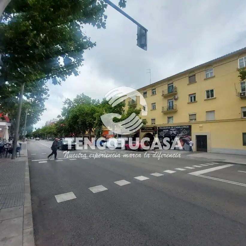 Exterior view of Garage for sale in Madrid